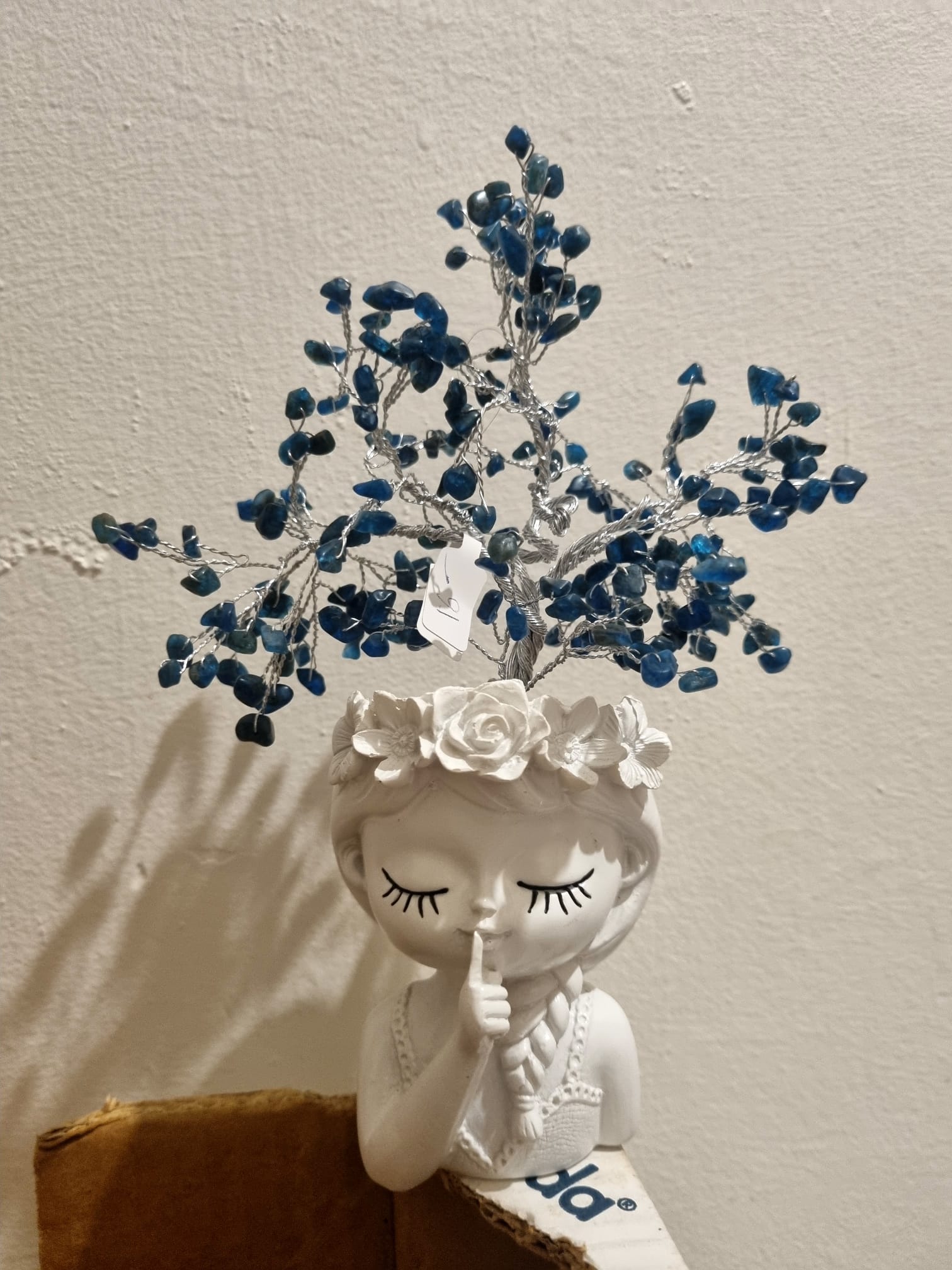 Apatite Gemstone Tree in White Resin Planter – Handcrafted Decorative Piece