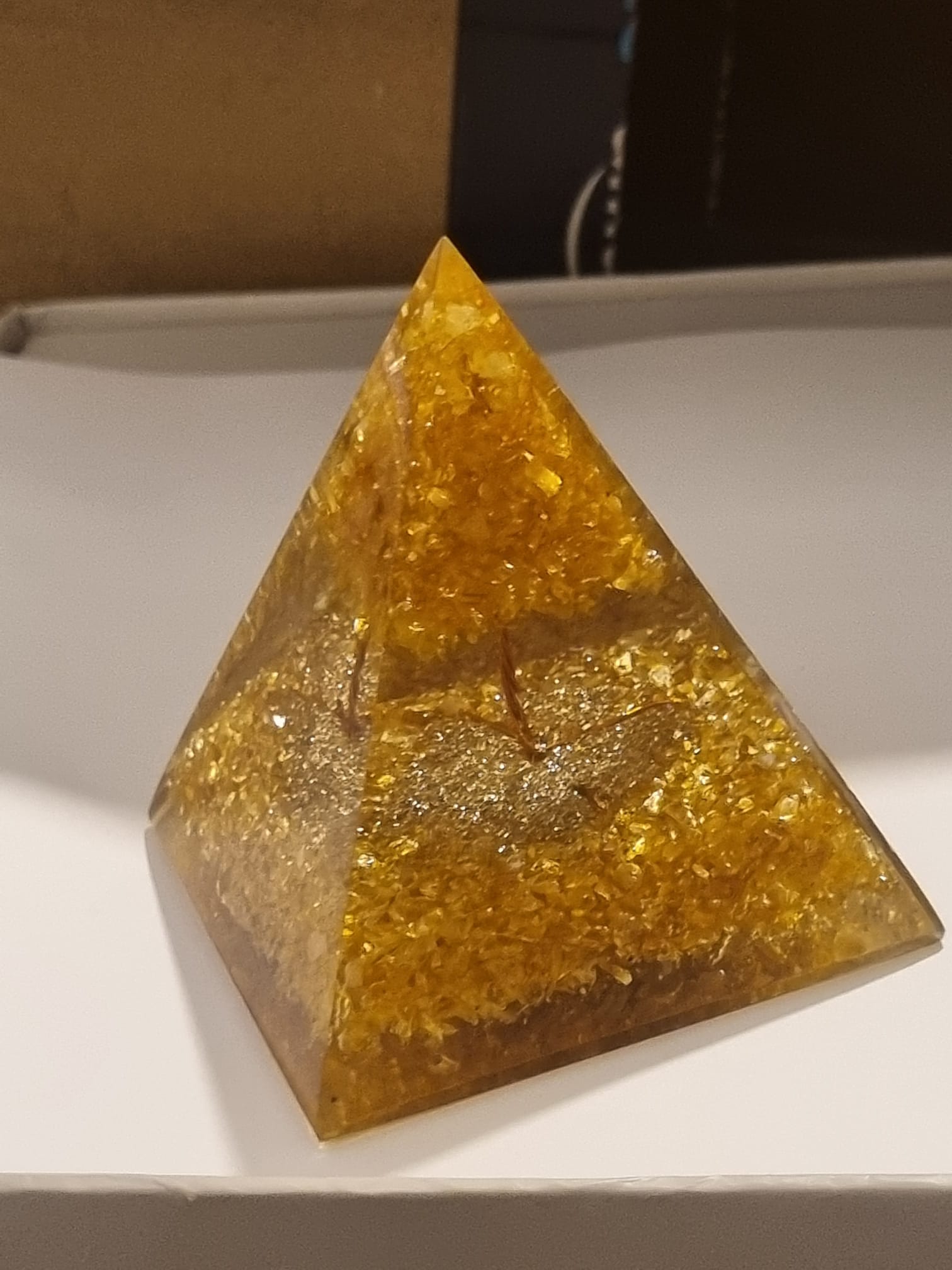 Amber chips Orgonite pyramids